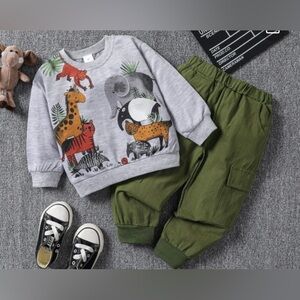 NEW - PatPat 2pcs Toddler Boy Animal Pattern Patch Pocket Set. 6-9 months